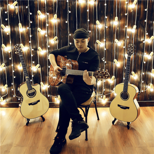 黄色网络按摩推油操逼毛片
